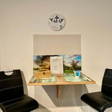 Kleine Auszeit Ferienwohnung Nahe Bosenbergklinik Mit Parkplatz, Haustiere Willkommen Sankt Wendel Exterior foto